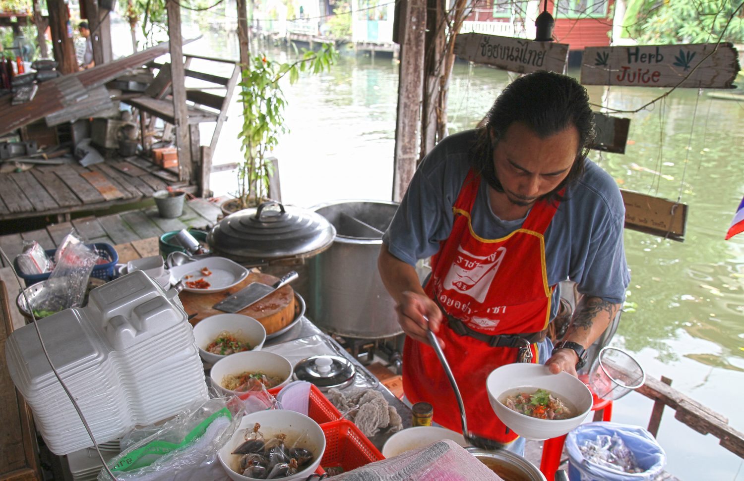 Petit restaurant sympa Bangkok