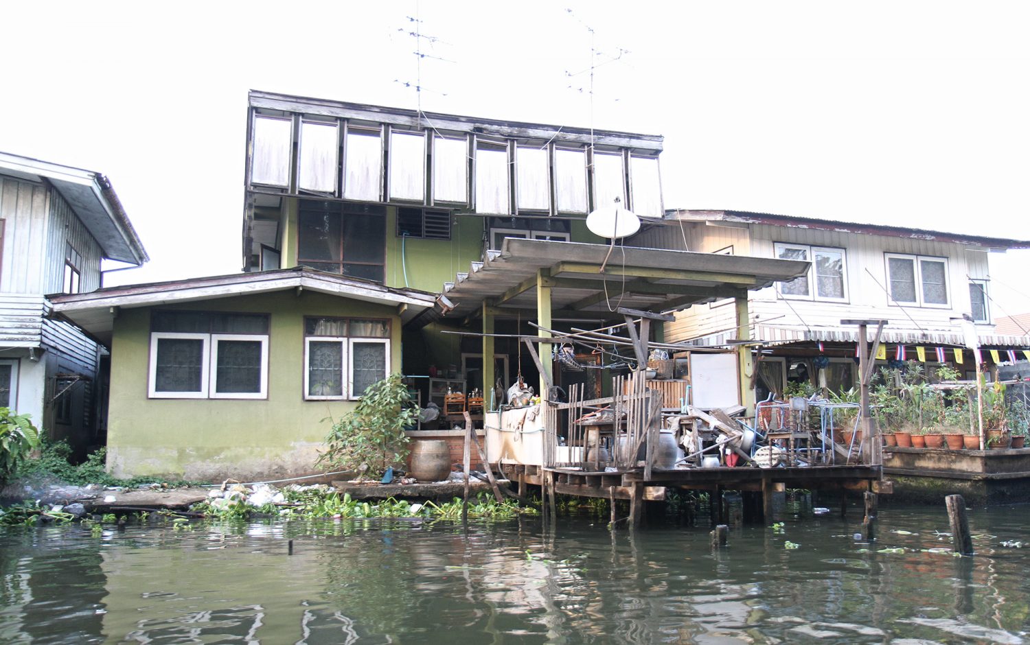 Maisons sur l'eau : les klongs de Bangkok