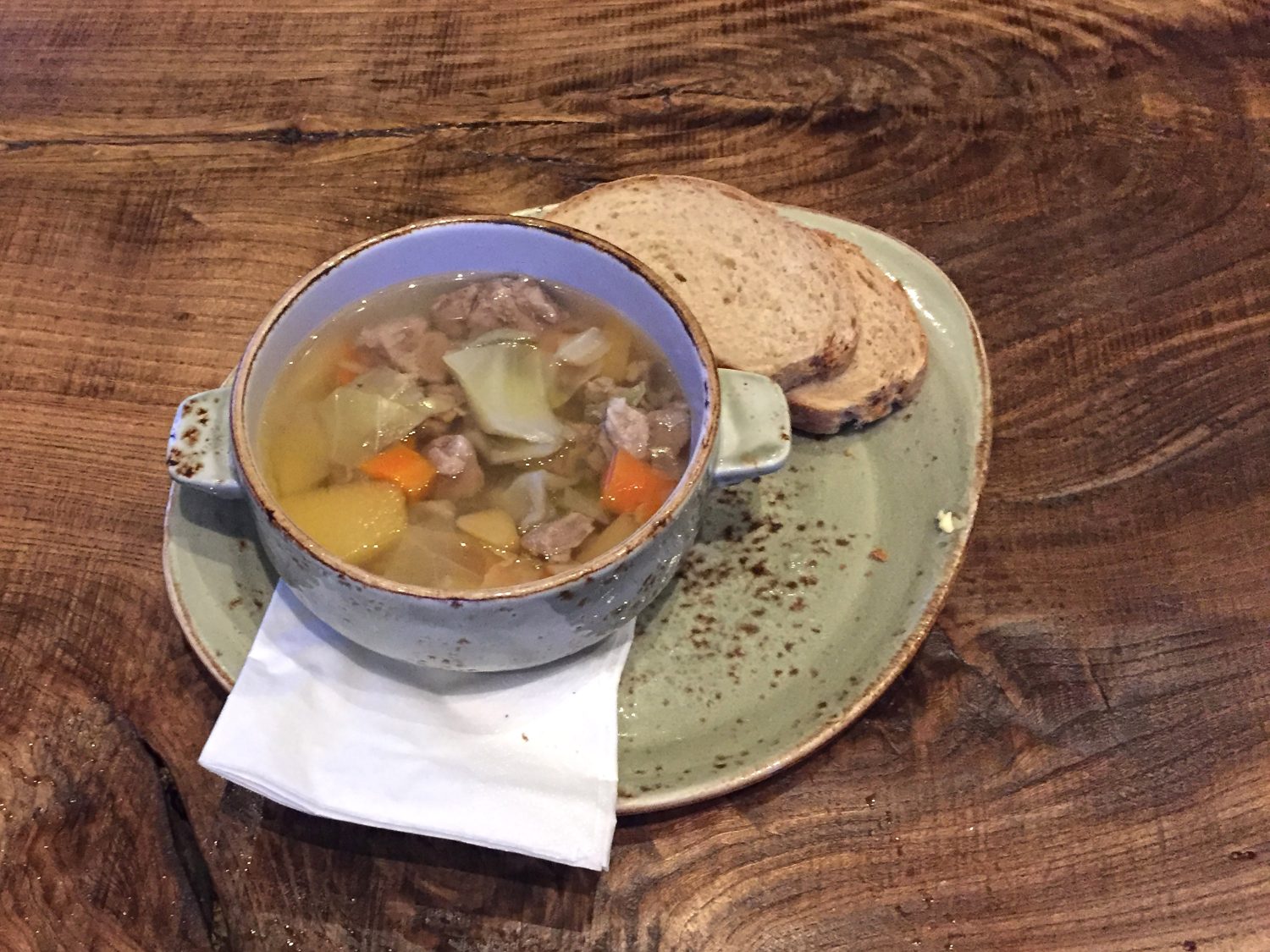 soupe islandaise à l'agneau