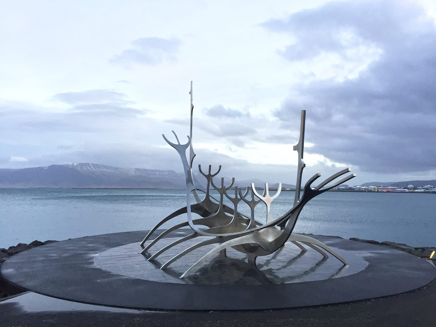 sculpture de drakkar à reykjavik