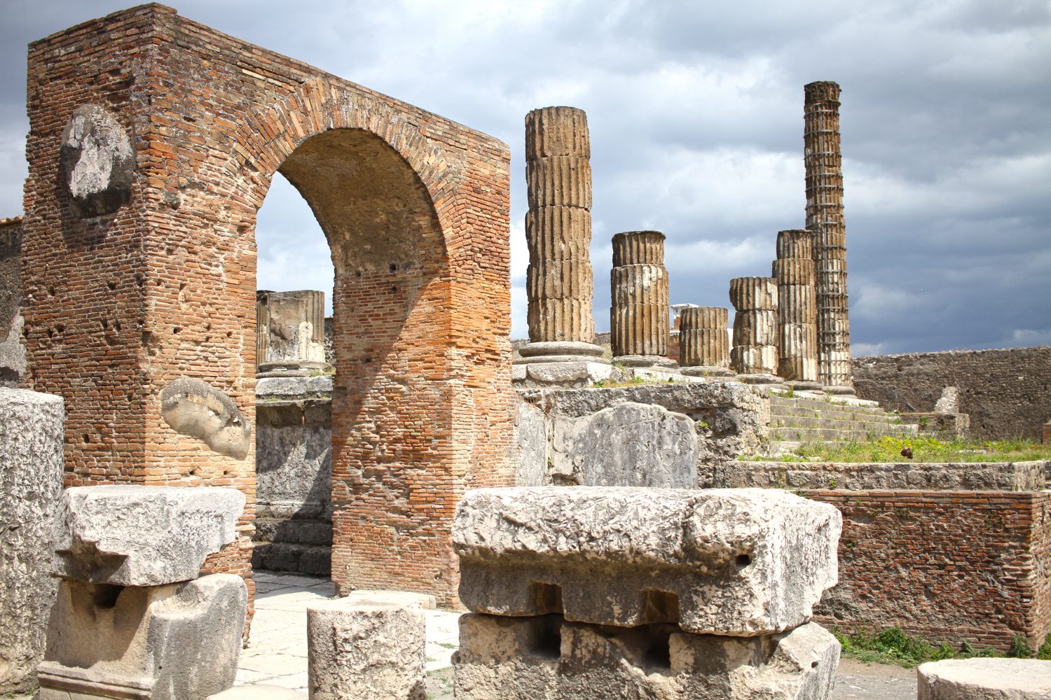 pompei forum