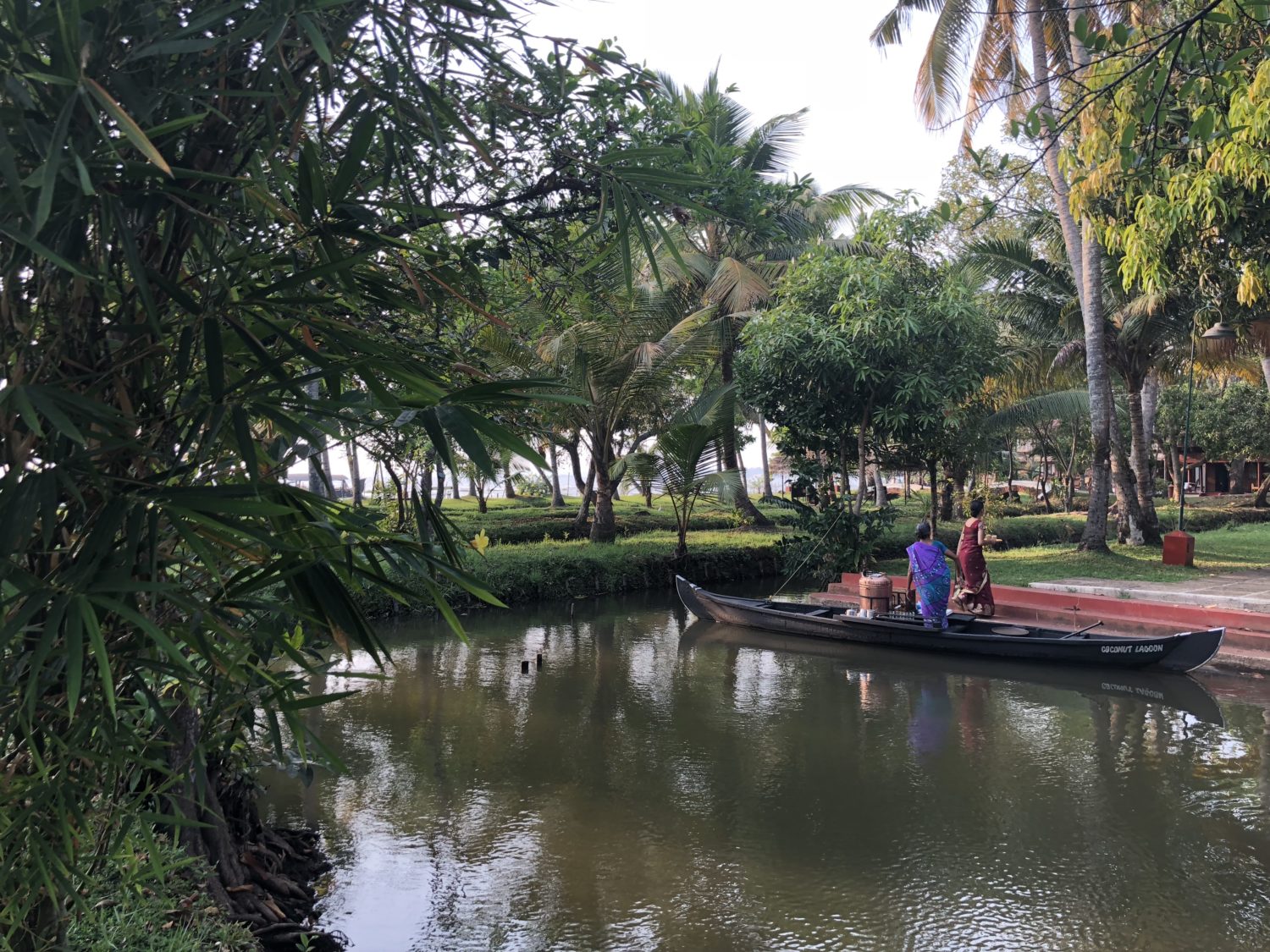 backwater kerala kuramakom cgh earth 