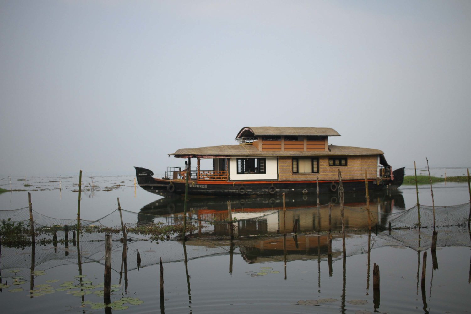 kerala backwaters Kumarakom  cgh earth coconut lagoon