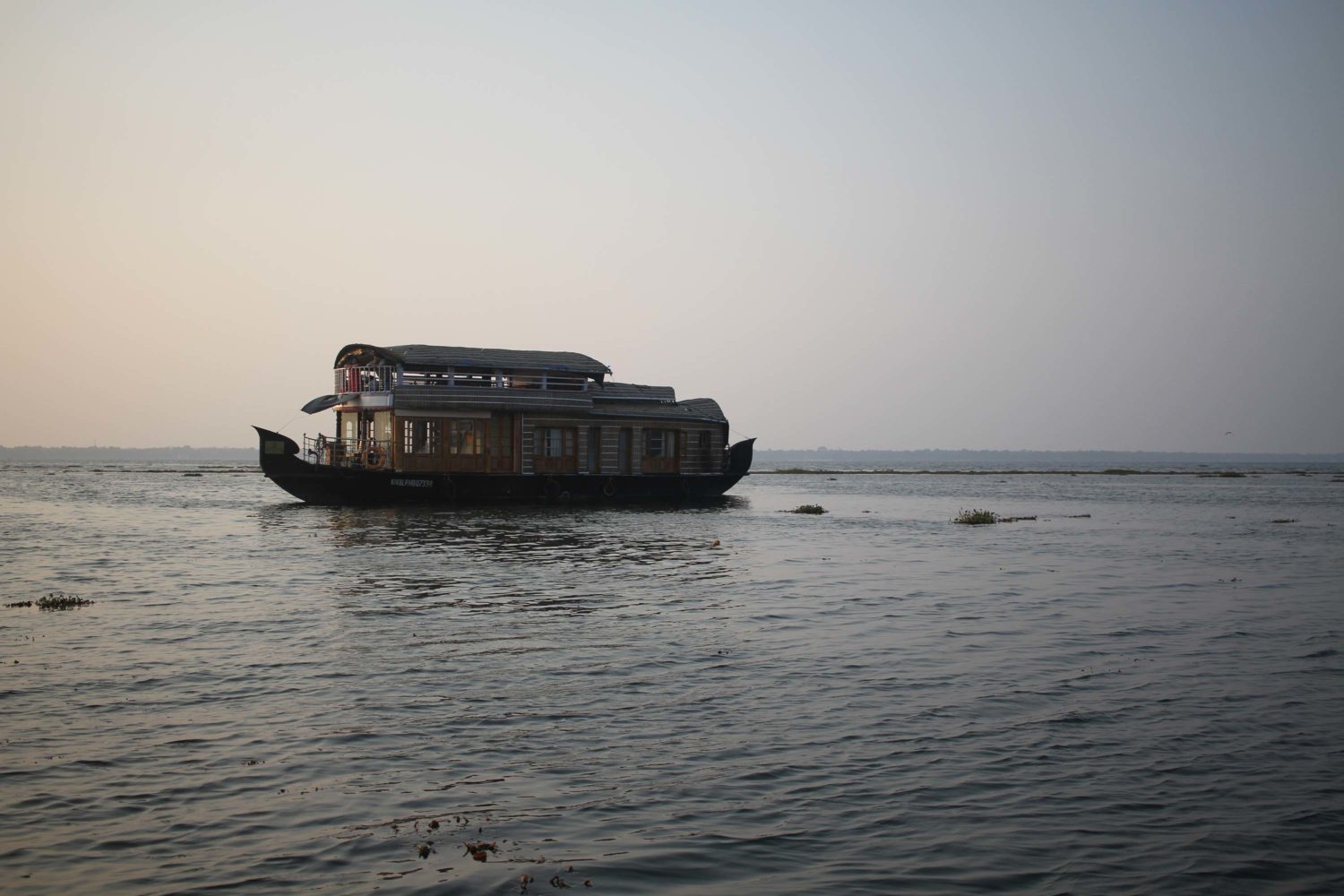 kerala backwaters Kumarakom  cgh earth coconut lagoon