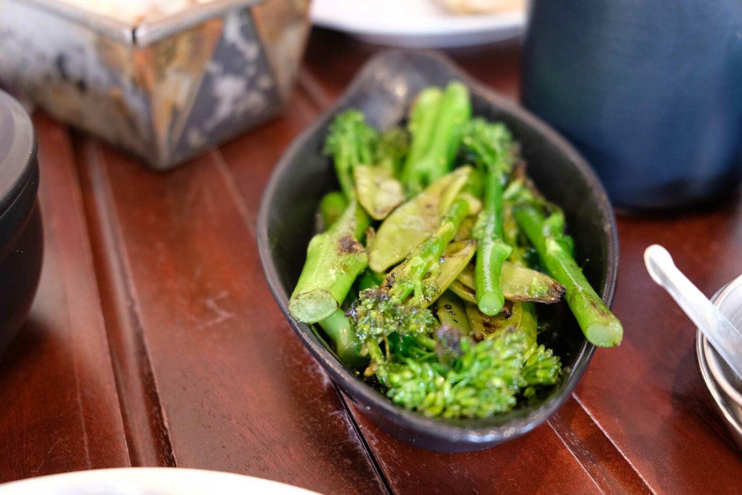 dishoom restaurant indien londres bowl of green