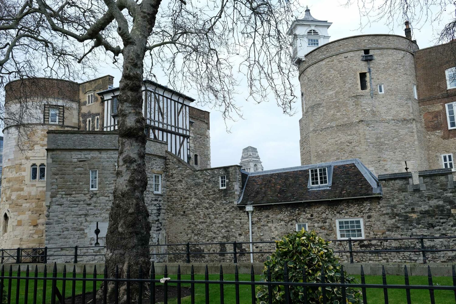 tower of london londres prison joyaux de la couronne bijoux